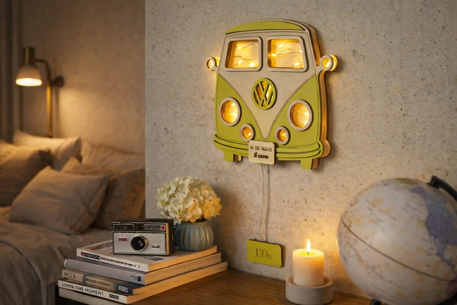 Lampada Woodstock Van in Legno personalizzabile