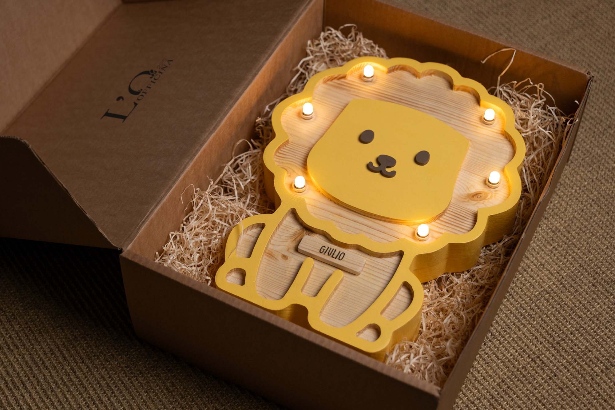 Packaging Lampada Leone