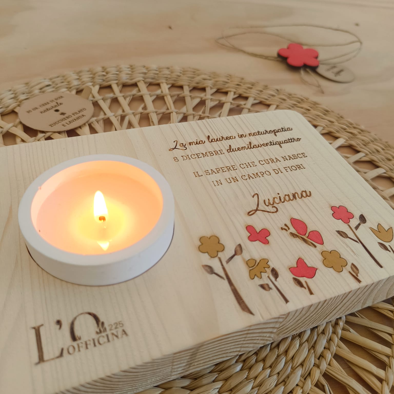 Bomboniera Portacandela in legno e candela di soia
